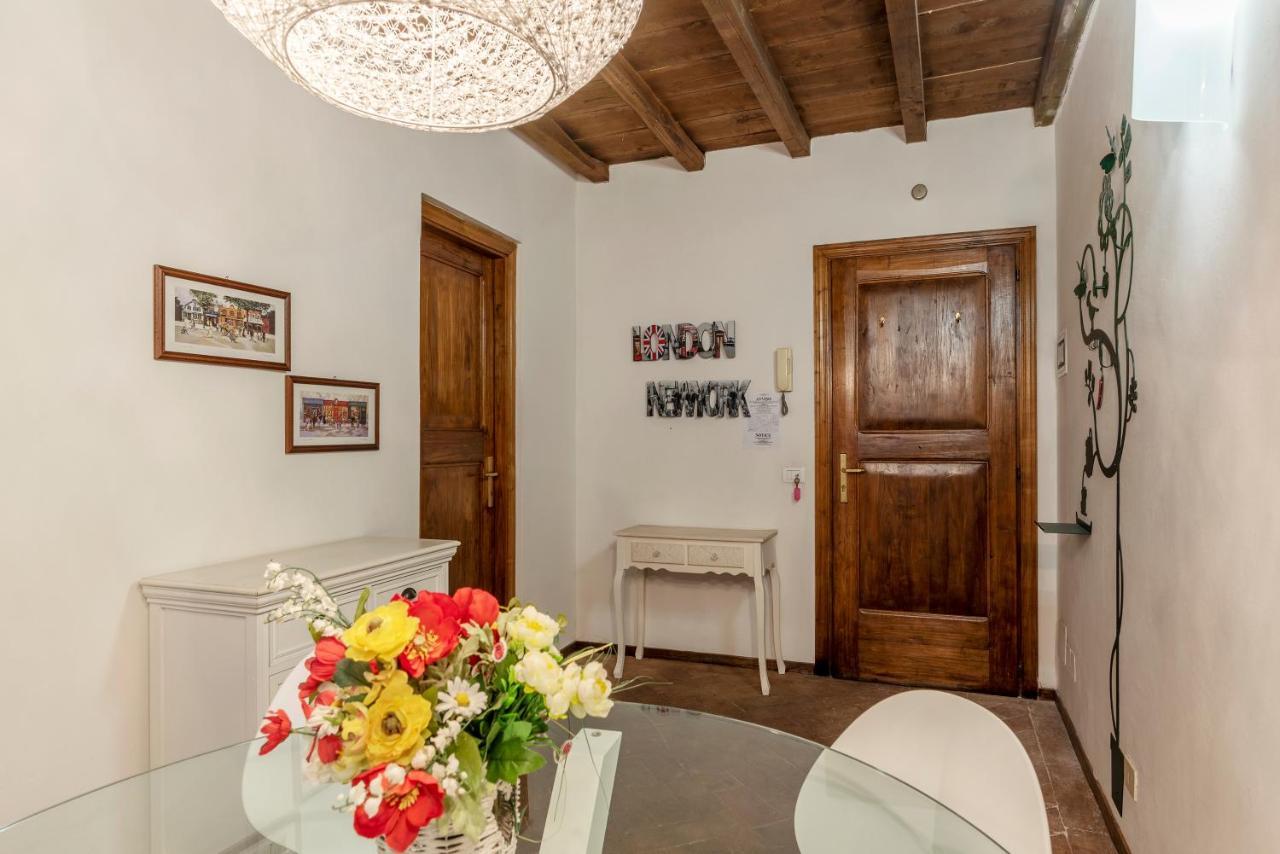 Foro Romano Stylish And Central Apartment Екстер'єр фото